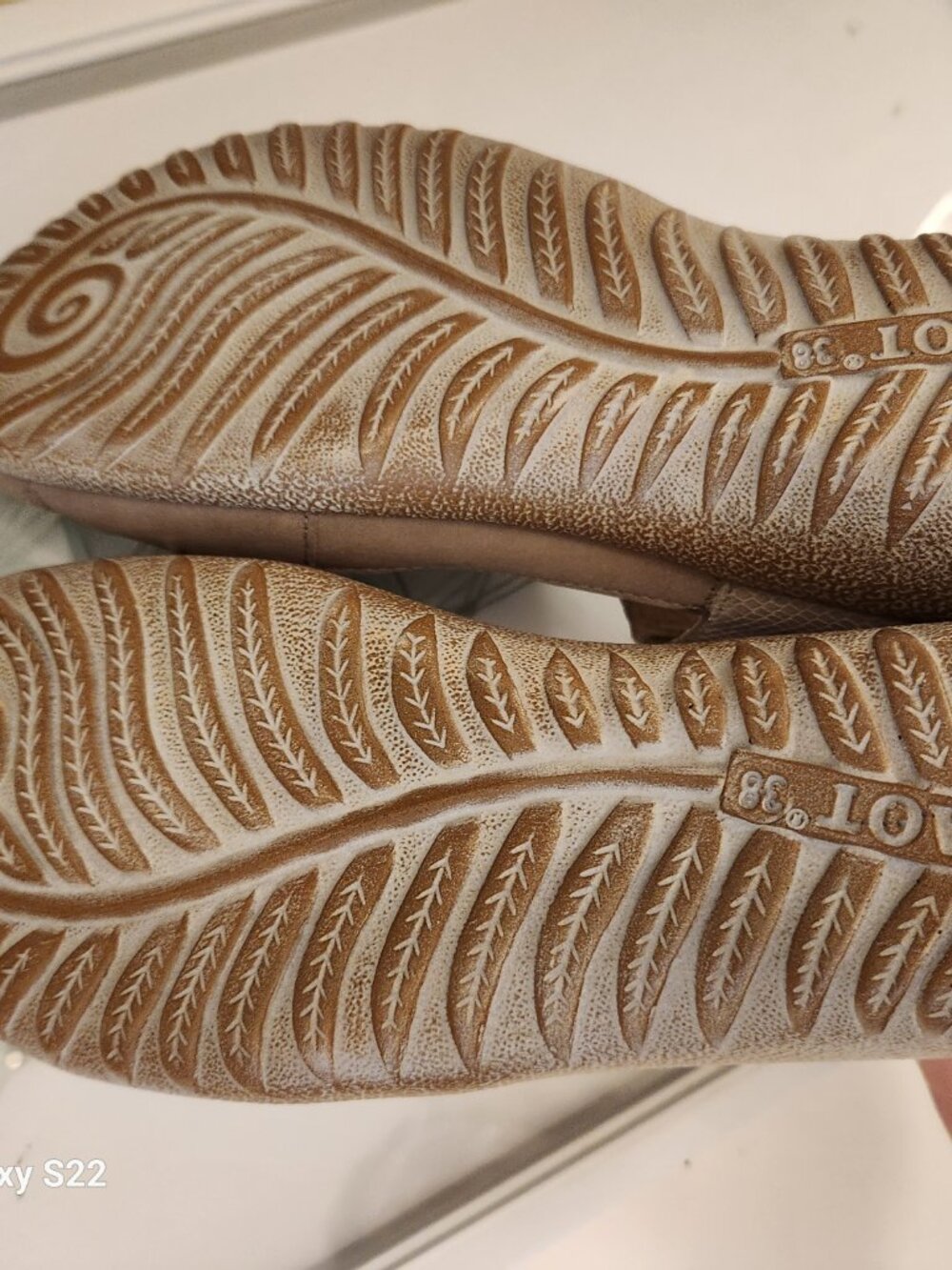 Naot "Papaki" Leather Sandals. NIB. Size EU 38/US 7-7.5. Stone Nubuck Beige - Picture 10 of 14
